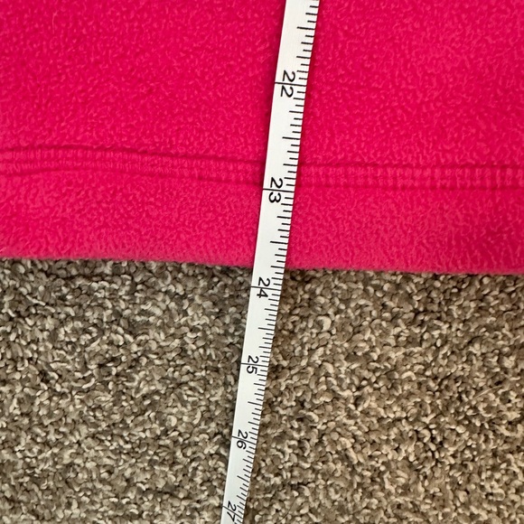 Vineyard Vines bright pink preppy flattering fleece zip-up vest women’s size S. - Picture 10 of 14